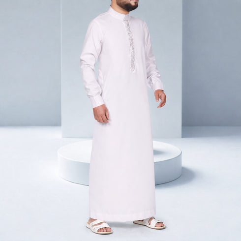 Pure Elegance – Royal Ivory Silver Embroidered Saudi Style Thobe